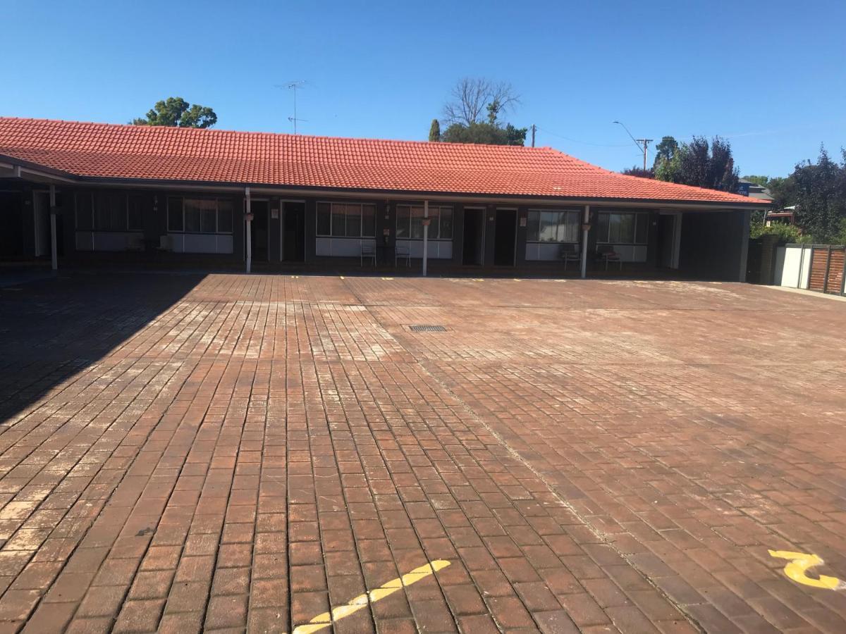 Jumbuck Motor Inn Tenterfield Exterior photo